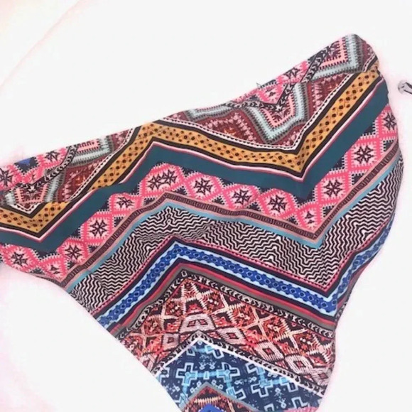 Set 2 multi-color/black and white bikini bottoms S - Picture 6 of 8